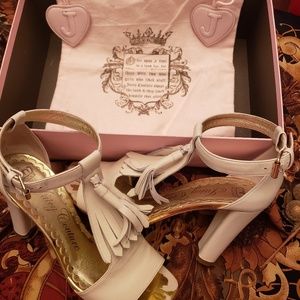Juicy Couture Off White ankle strap sandals